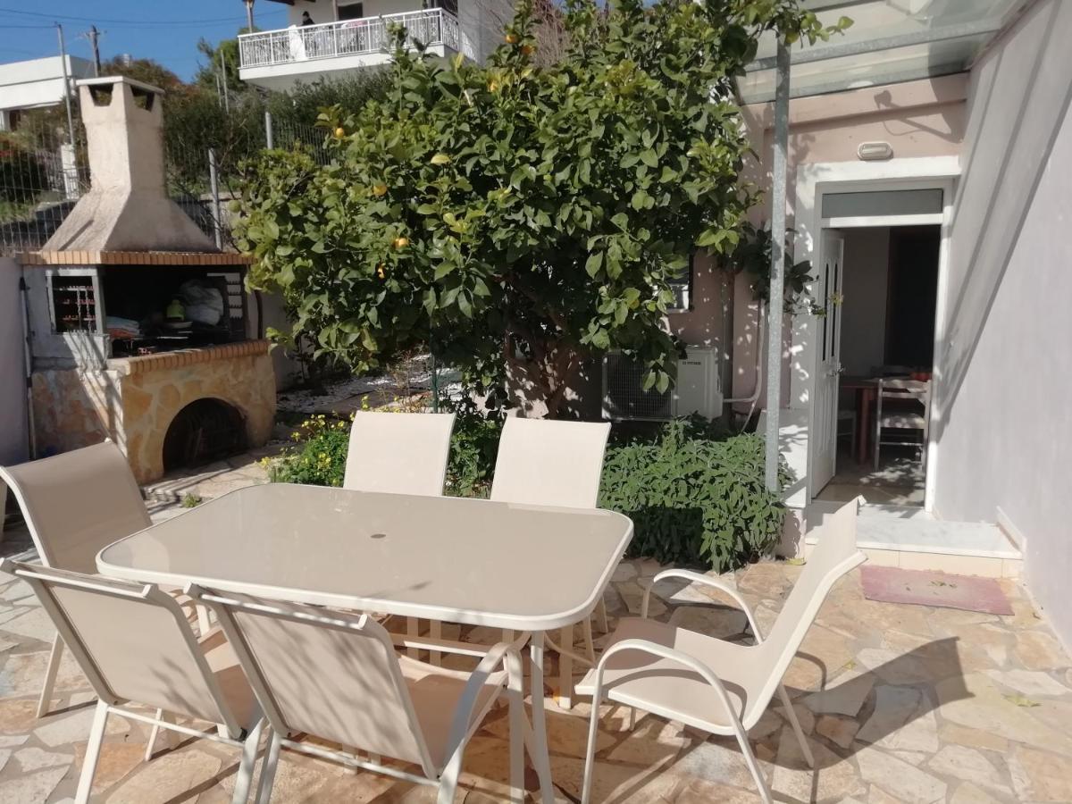Airport Family House Apartment Artemida  Exterior photo